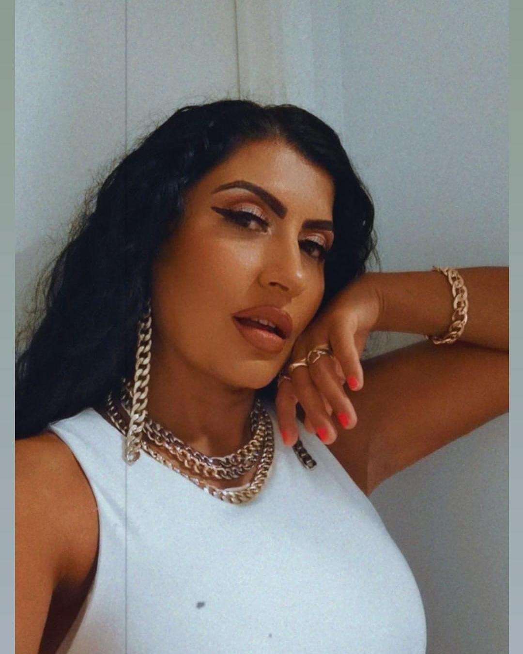 Pegah Donna